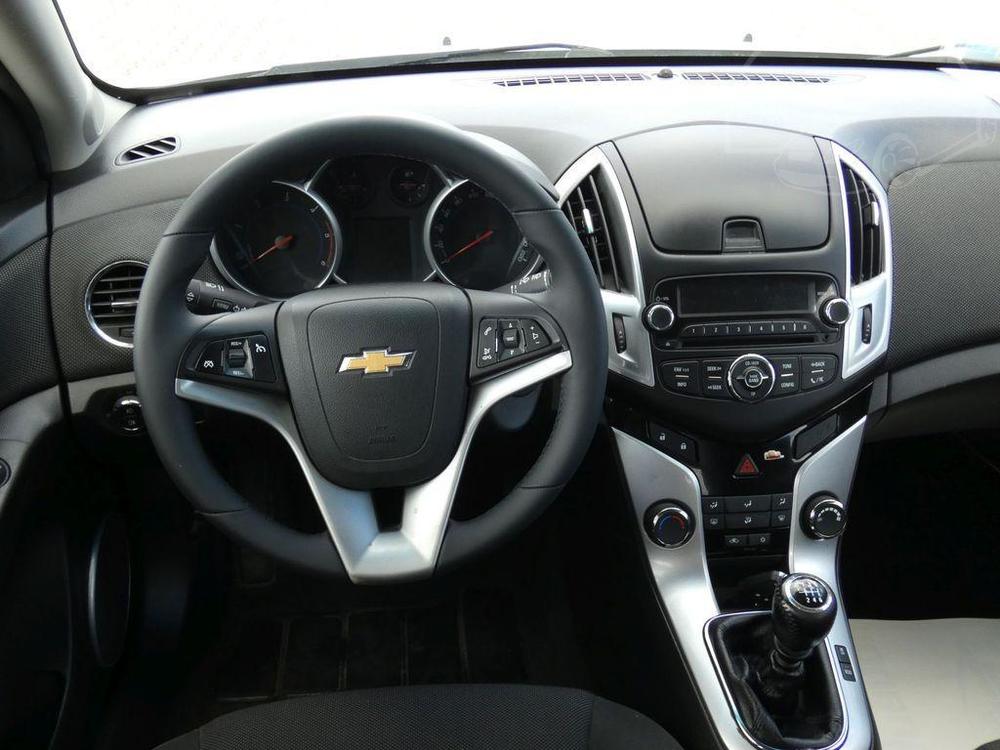 Chevrolet Cruze 1.7 CDTI 96kW combi ZRUKA 36M