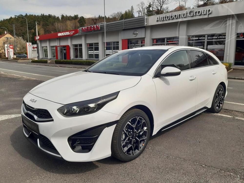 Kia ProCeed GT LINE PLUS 1.5 T-GDi 7DCT