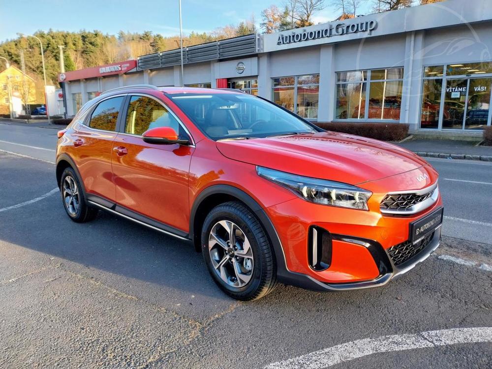 Kia XCeed EXCLUSIVE 1.5 T-GDI 6MT+WINTER