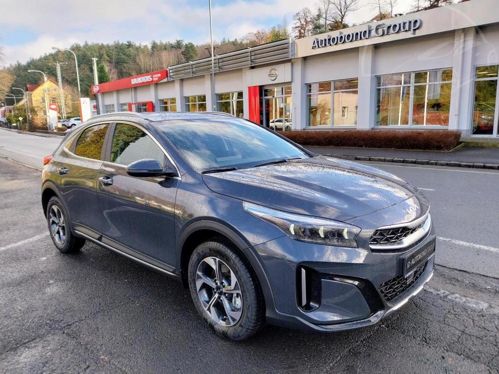 Kia XCeed EXCLUSIVE 1.5 T-GDI 6MT+WINTER