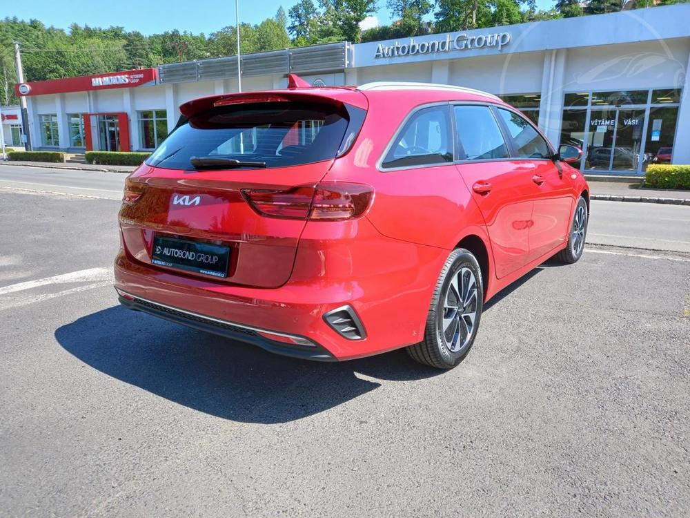 Kia Ceed SPIN 1.5 T-GDI MT