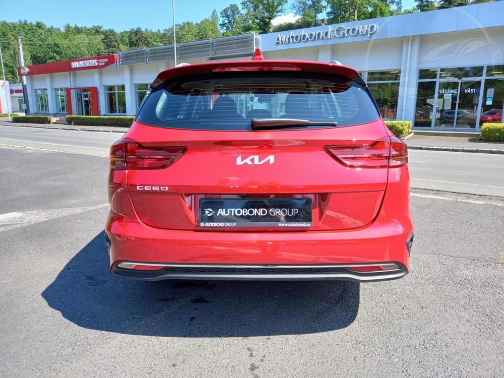 Kia Ceed SPIN 1.5 T-GDI MT