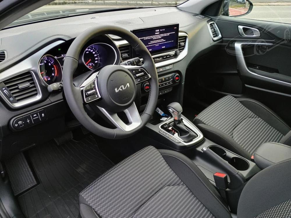 Kia Ceed SW TOP 1.5 T-GDi 7DCT+BUSSINES