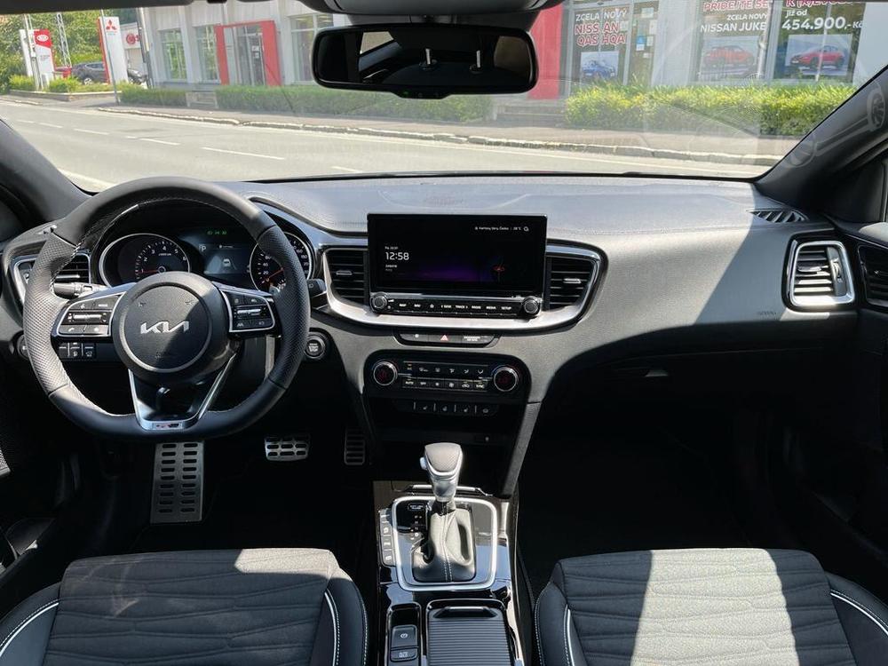 Kia ProCeed GT LINE PLUS 1.5 T-GDi 7DCT