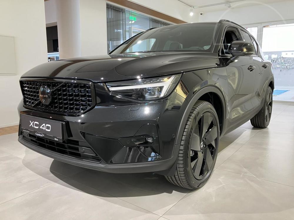 Prodm Volvo XC40 B3 AUT BLACK EDITION PLUS