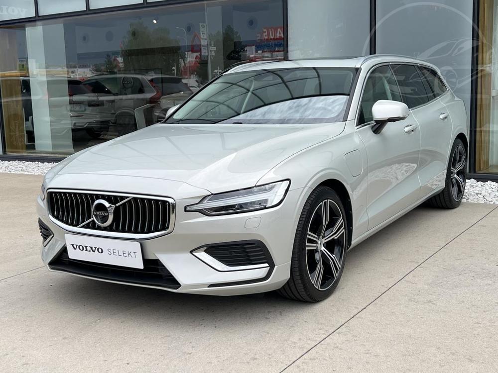 Prodm Volvo V60 T8 AWD INSCRIPTION Aut 1.maj.