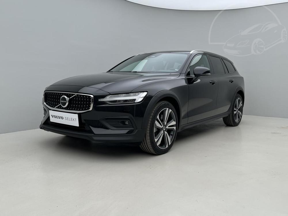 Prodm Volvo V60 CROSS COUNTRY B5 AWD Aut 1.maj