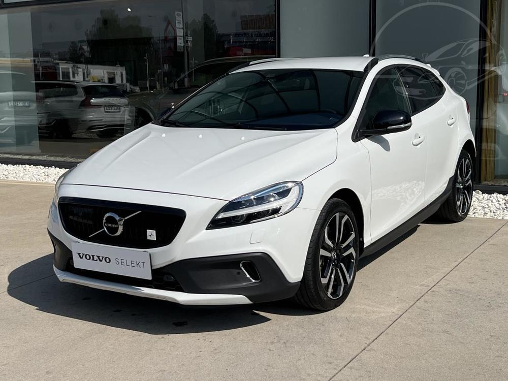 Prodm Volvo V40 CROSS COUNTRY D4 POLESTAR Aut