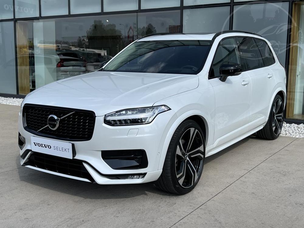 Volvo XC90 B5 AWD ULT. DARK 7MÍSTNÁ Aut