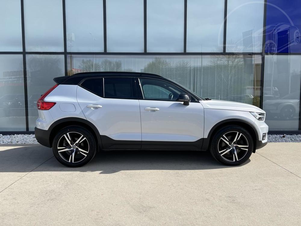 Volvo XC40 T4 RECHARGE R-DESIGN Aut 1.maj