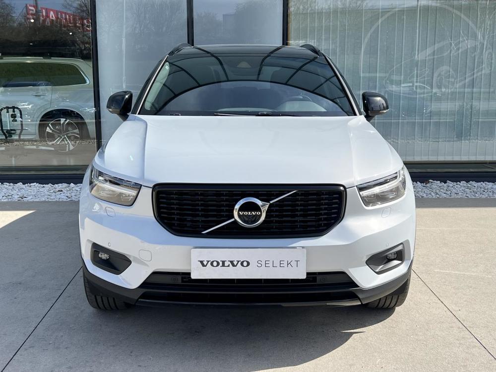 Volvo XC40 T4 RECHARGE R-DESIGN Aut 1.maj