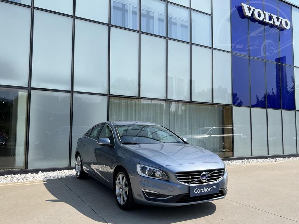 Volvo S60 D3 MOMENTUM