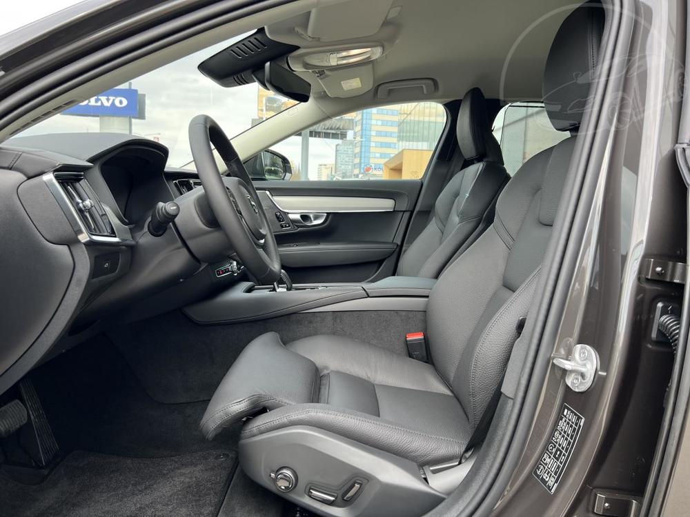 Volvo V90 B4  BRIGHT PLUS Aut