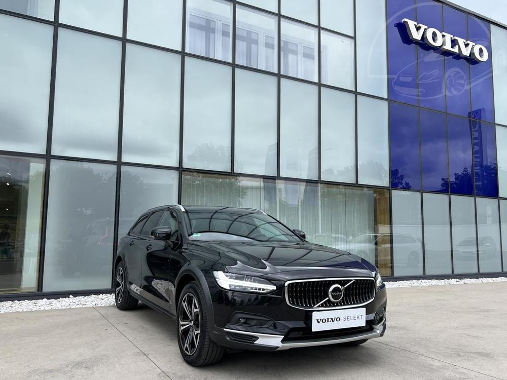 Volvo V90 CROSS COUNTRY B5 AWD Aut 1.maj