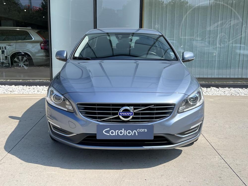 Volvo S60 D3 MOMENTUM