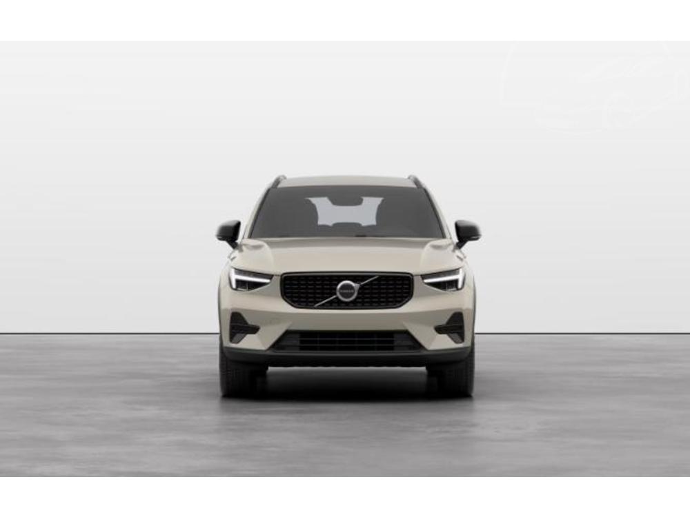 Volvo XC40 B4 AUT BLACK PLUS