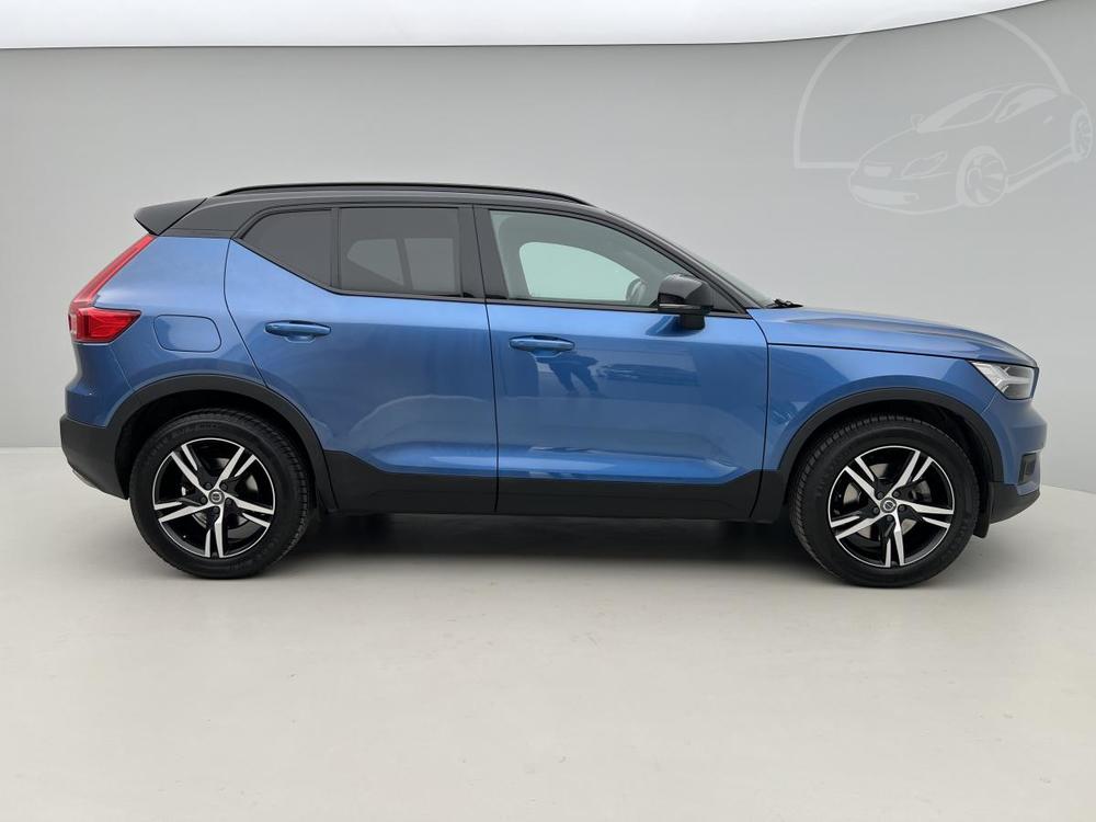 Volvo XC40 T4 AWD R-DESIGN AUT CZ