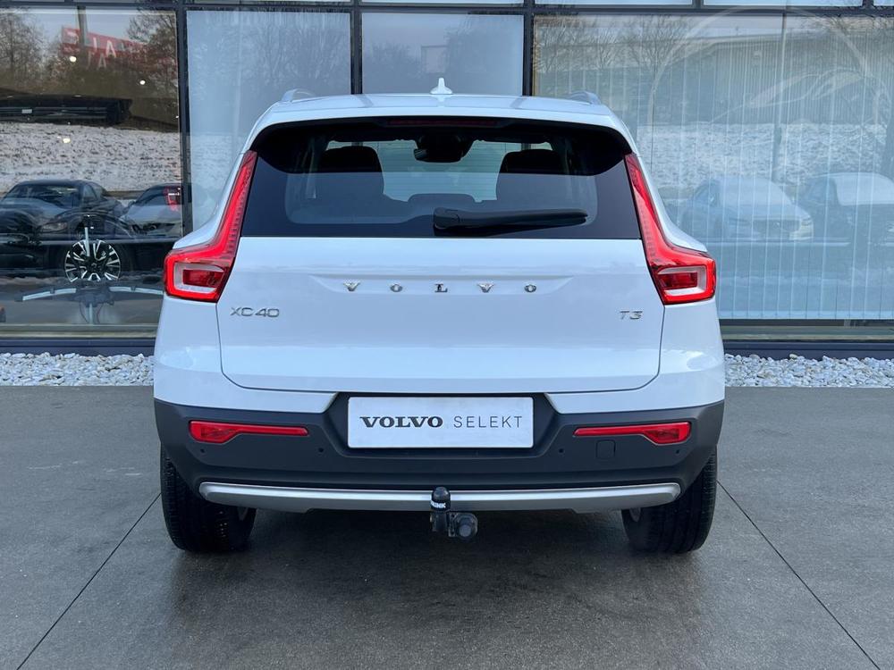 Volvo XC40 T3 MOMENTUM 1.maj.