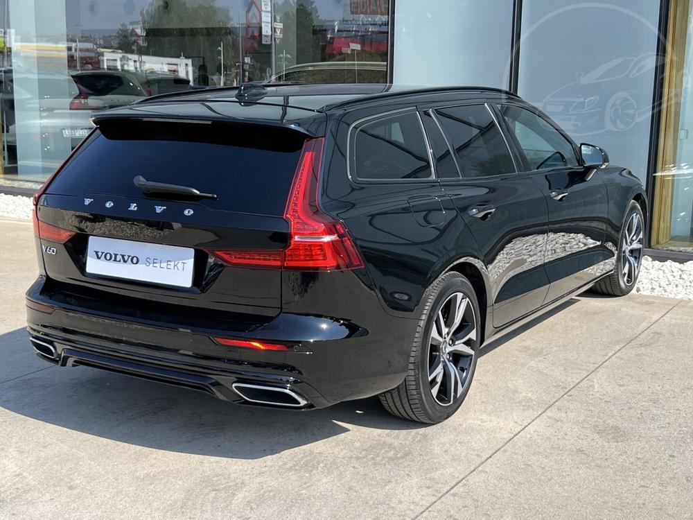 Volvo V60 T6 AWD R-DESIGN RECHARGE Aut