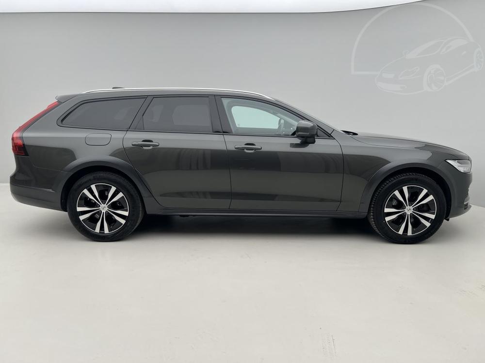 Volvo V90 CC D4 AWD AUT 1.maj.