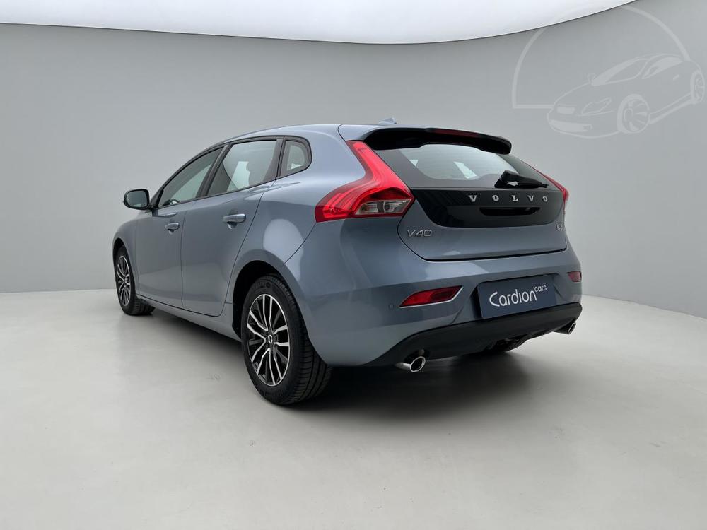 Volvo V40 D3 MOMENTUM AUT 1.maj.