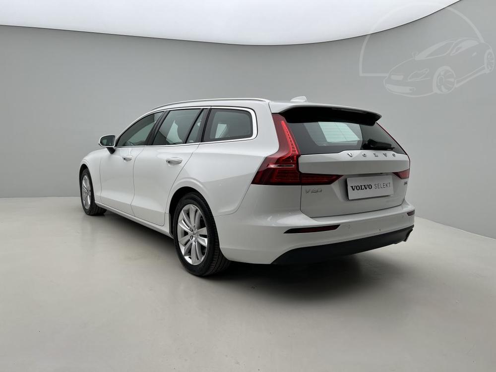 Volvo V60 D3 MOMENTUM REZERVACE