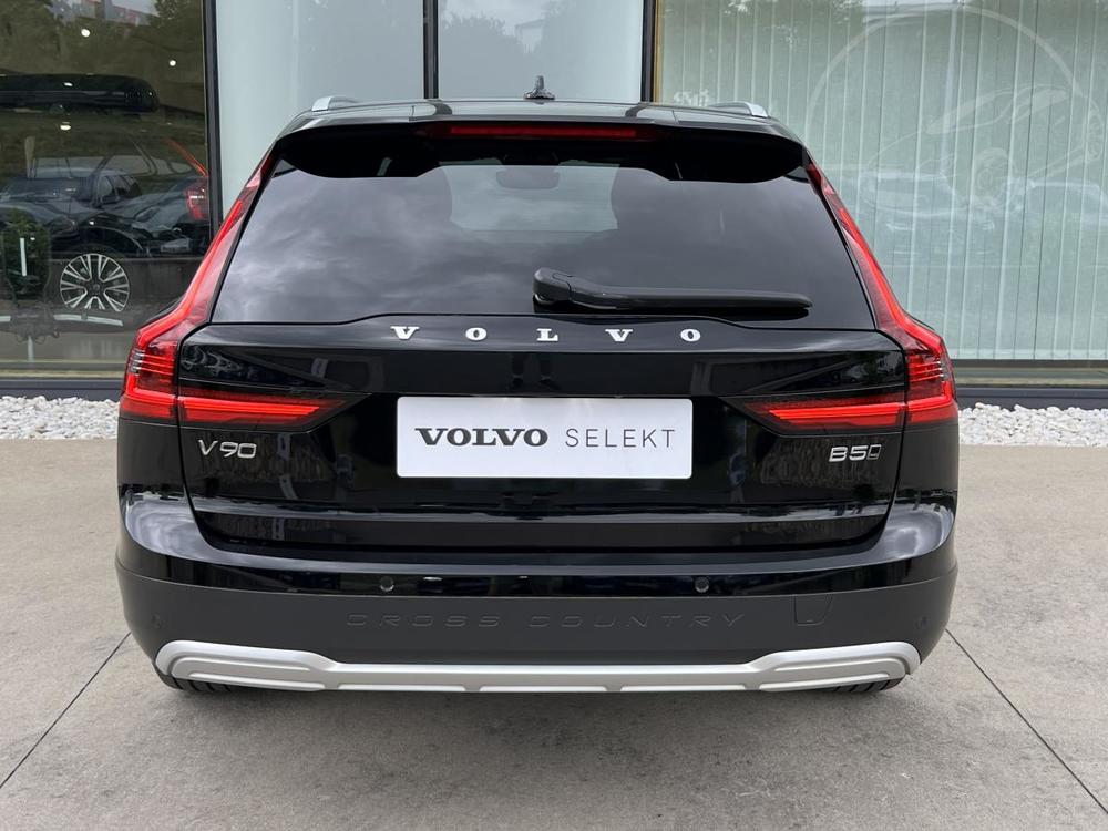 Volvo V90 CROSS COUNTRY B5 AWD Aut 1.maj