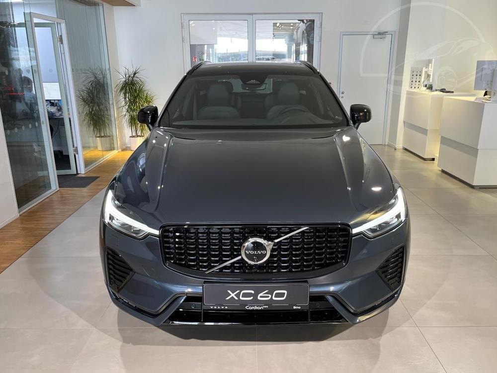 Volvo XC60 B5 AWD AUT DARK PLUS