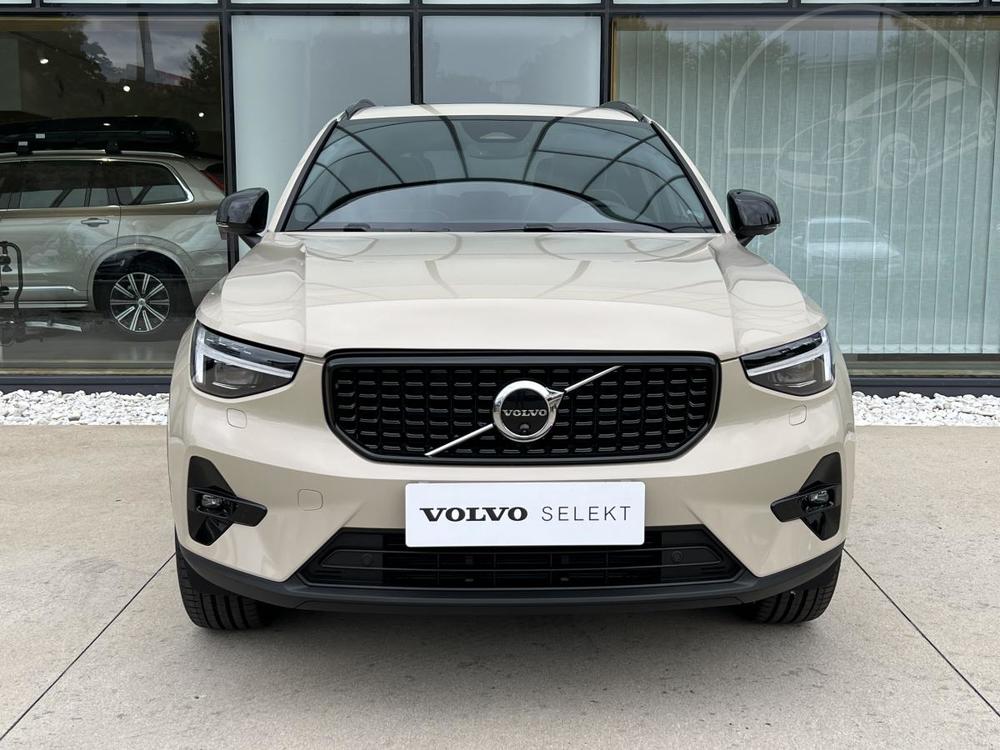 Volvo XC40 B4 AUT DARK ULTRA