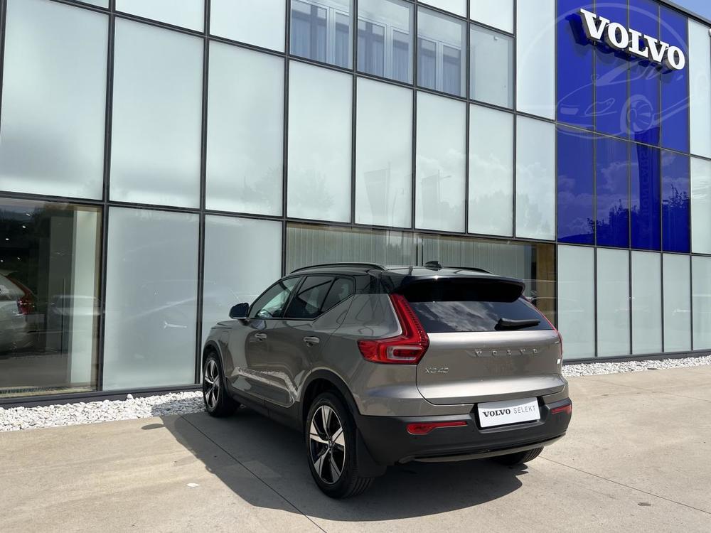 Volvo XC40 T4 RECHARGE R-DESIGN Aut 1.maj