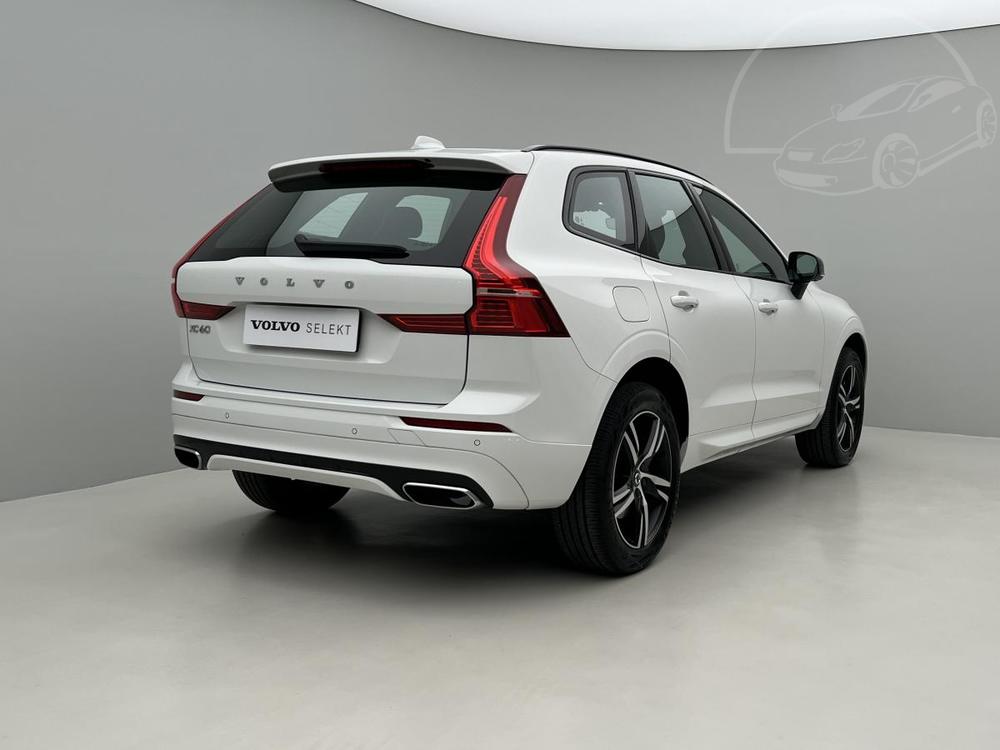 Volvo XC60 B4 AWD R-DESIGN AUT 1.maj.