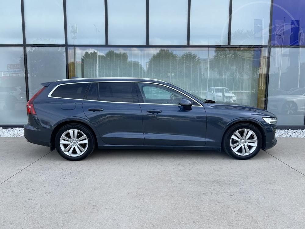 Volvo V60 D3 MOMENTUM AUT 1.maj.