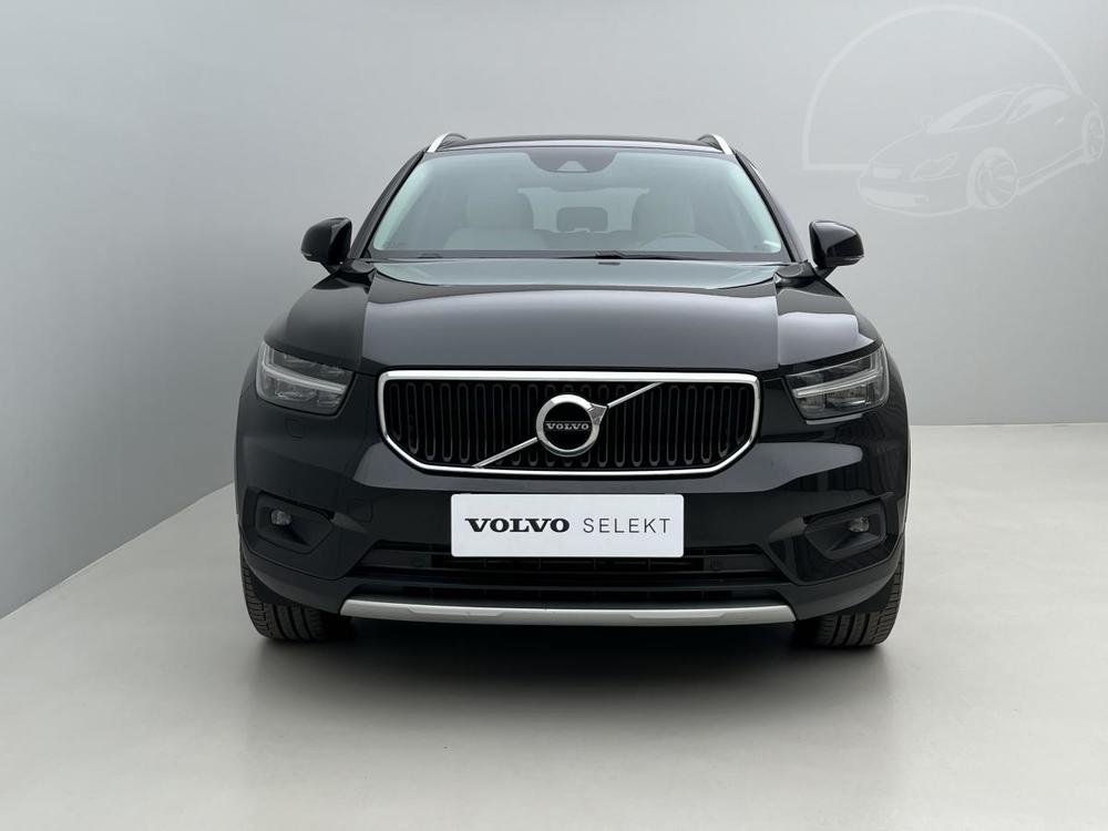 Volvo XC40 D4 AWD MOMENTUM AUT