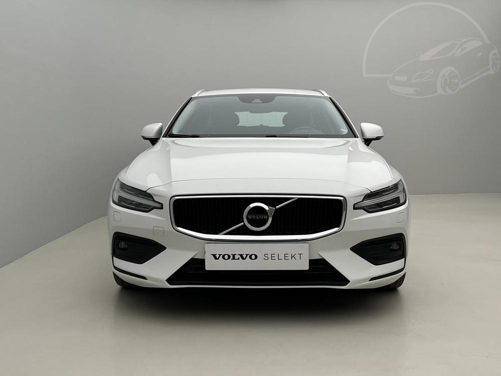 Volvo V60 D3 MOMENTUM REZERVACE