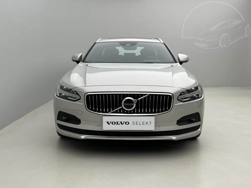 Volvo V90 B4 MOMENTUM Aut 1.maj.