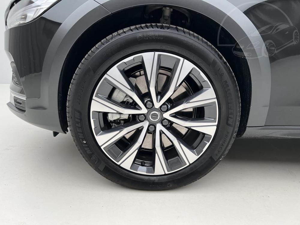 Volvo V90 CROSS COUNTRY B4 AWD PLUS Aut