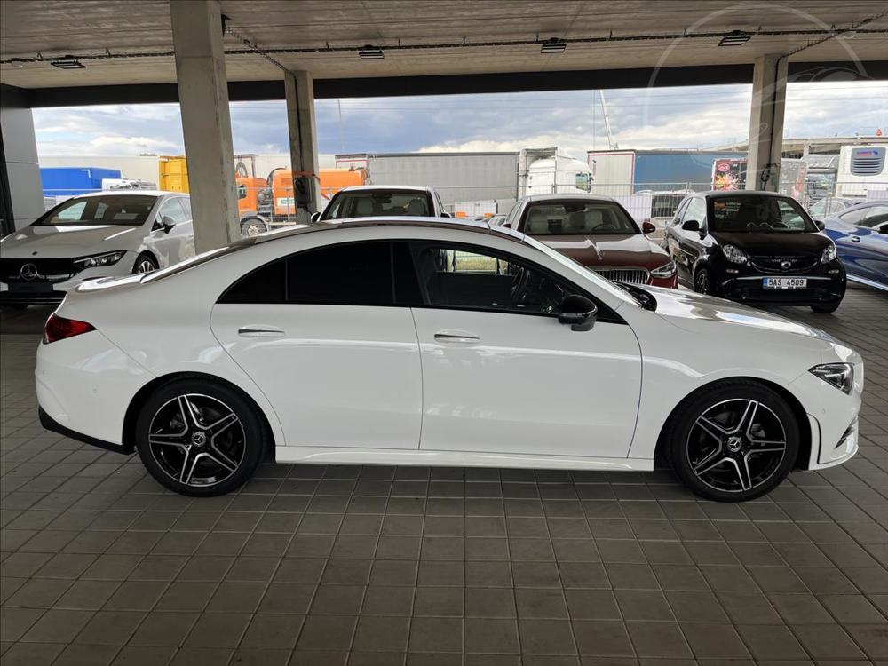 Mercedes-Benz CLA 200 AMG