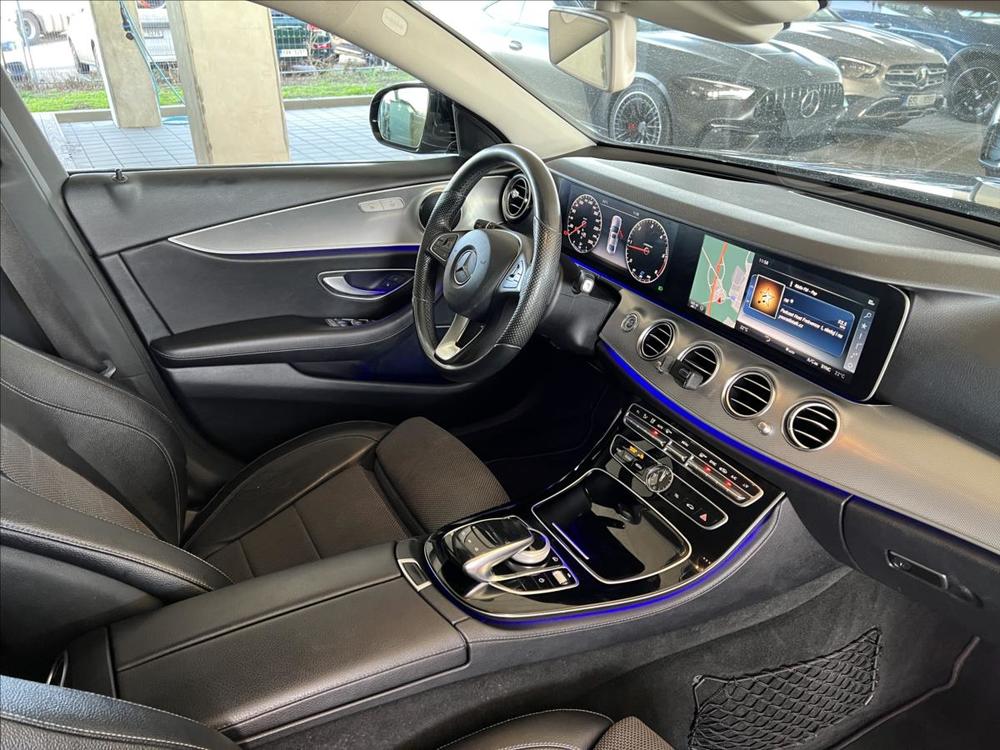 Mercedes-Benz E E 220 d AVANTGARDE