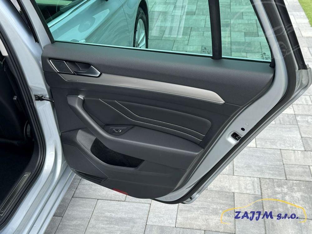 Volkswagen Passat Elegance+ 2.0TDI DSG - kamera