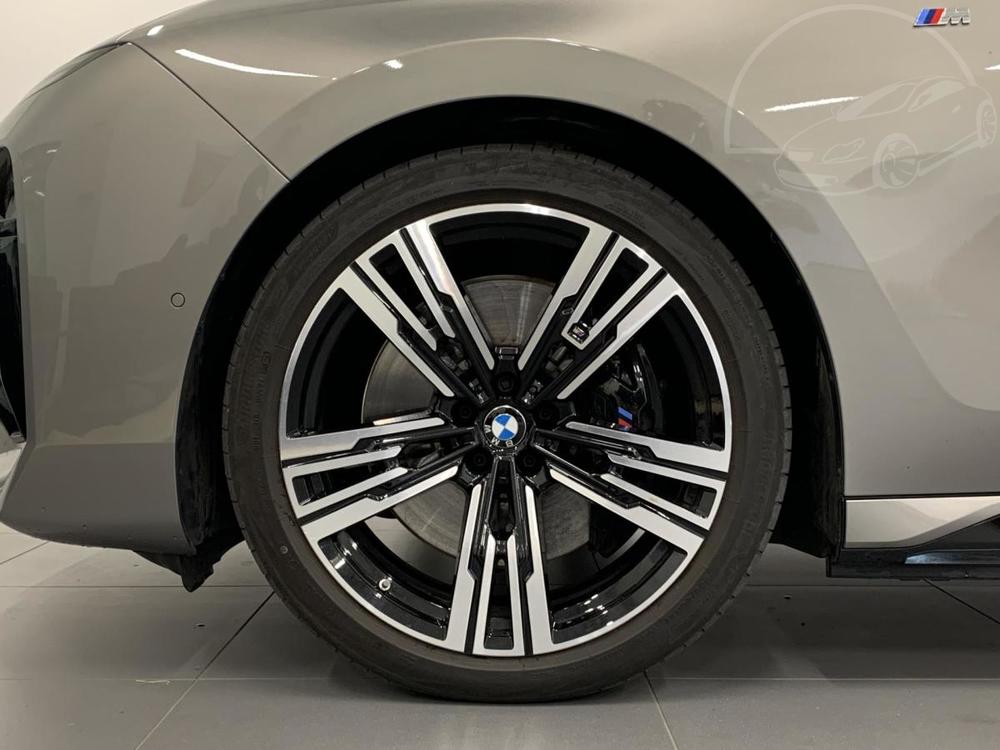 BMW iX i7 xDrive60