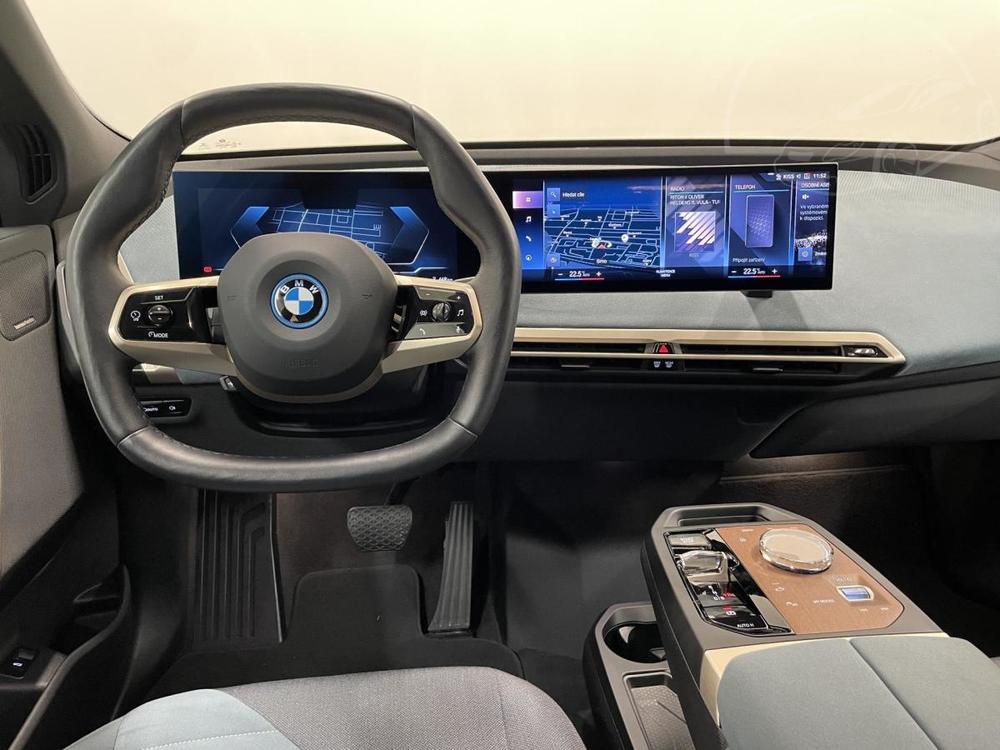 BMW iX xDrive50