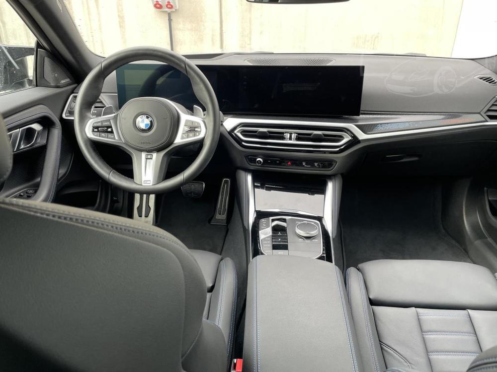 BMW 2 M240i xDrive Harman M-Technik