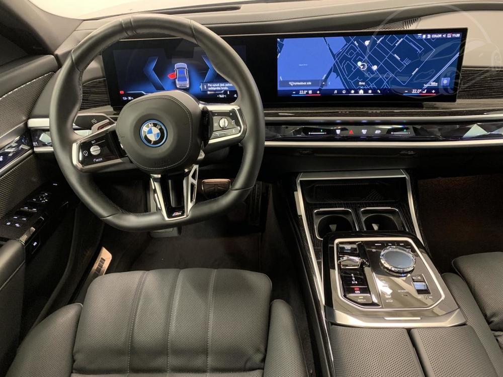 BMW iX i7 xDrive60