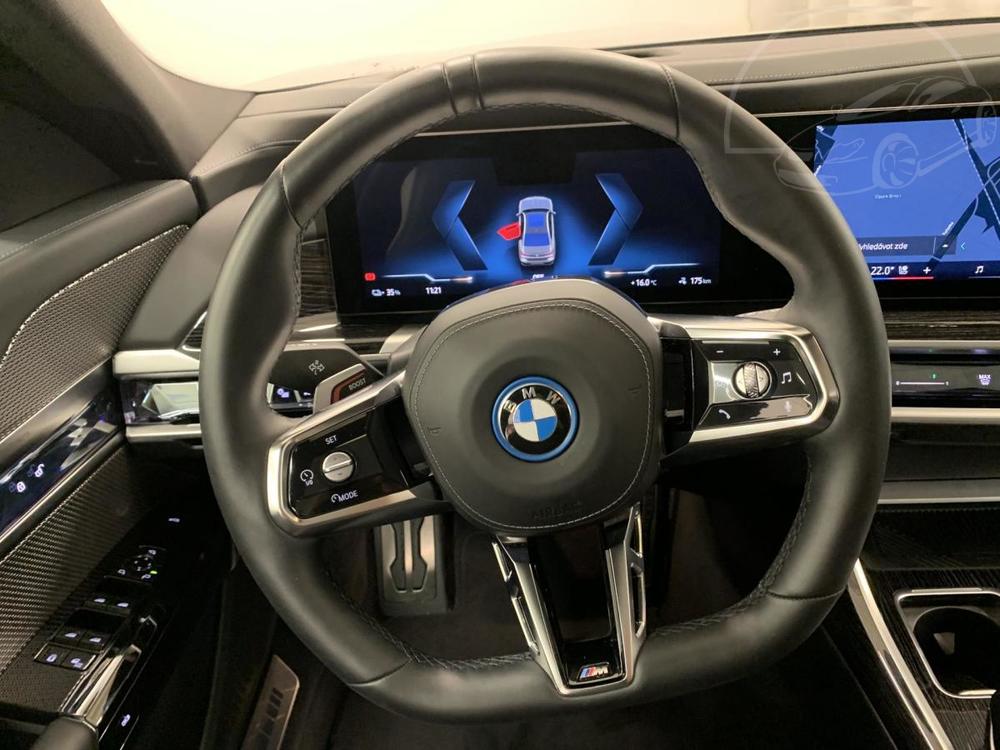 BMW iX i7 xDrive60