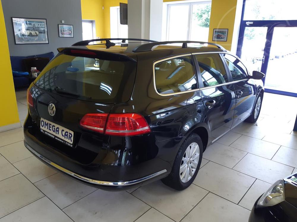 Volkswagen Passat 2.0 TDI Combi NAVI XENONkamera