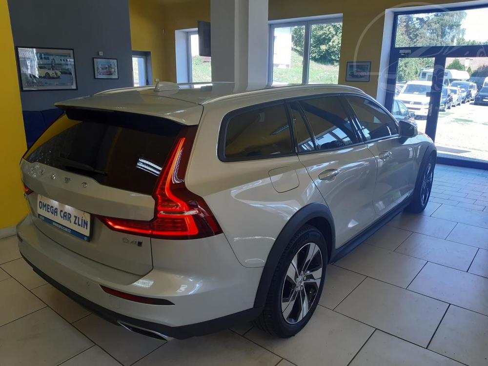 Volvo V60 CrossCountry 2.0 d