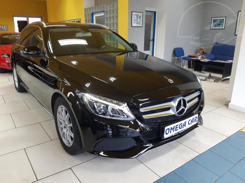 Mercedes-Benz C C180d COMBI NAVI LED