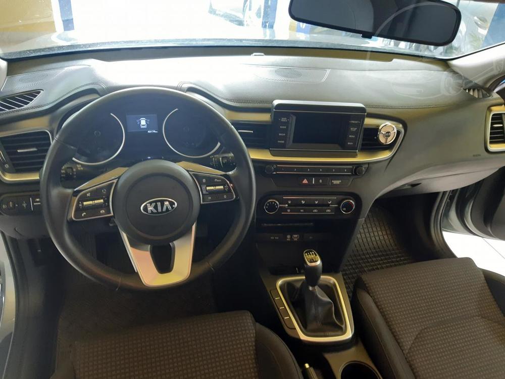 Kia Ceed 1.4 i Combi COOL 49000km1majit