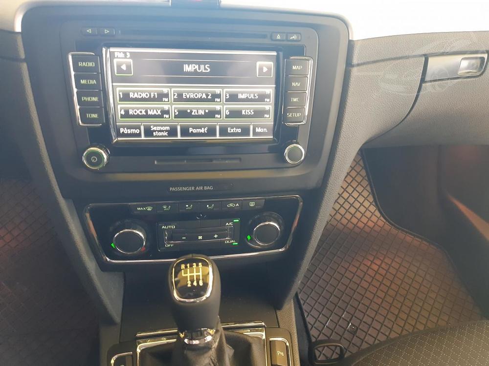 koda Superb 2.0 TDI Combi NAVI odpoet