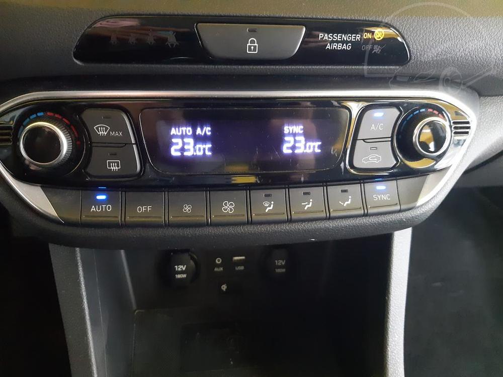Hyundai i30 1.6 CRDI DIG.KLIMA NAVI